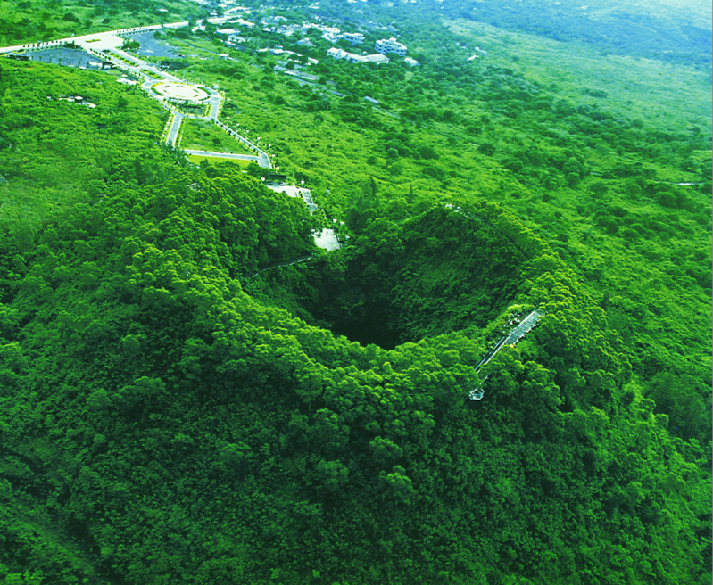 據地質學家考證,瓊北火山噴發於新生代早第三紀,最後一次噴發是第四紀