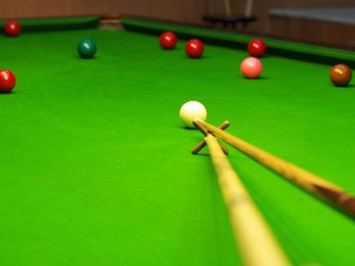 豪华台球俱乐部