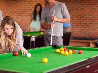 腾越台球俱乐部