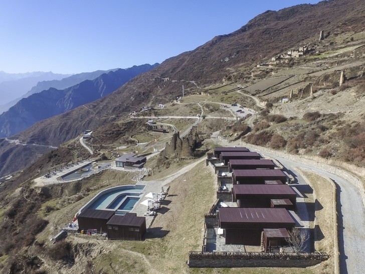 浮云牧场:远在远方的云比远方更远