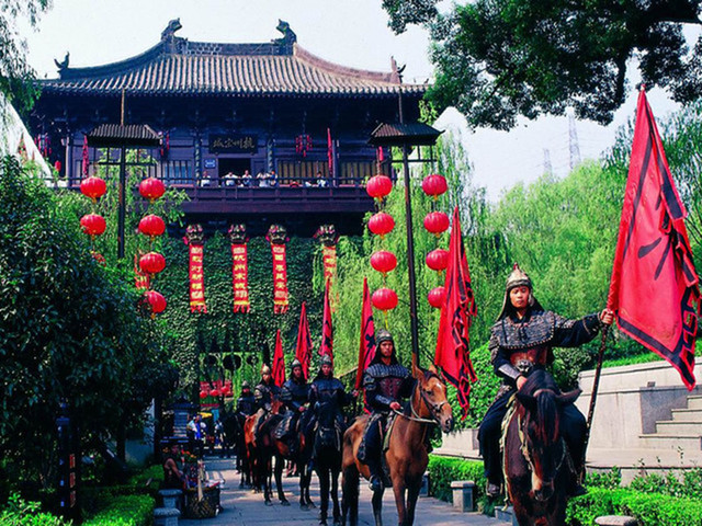  杭州西湖1日遊>純玩o購物 含西湖遊船 花港觀魚 宋城景區 黃龍洞