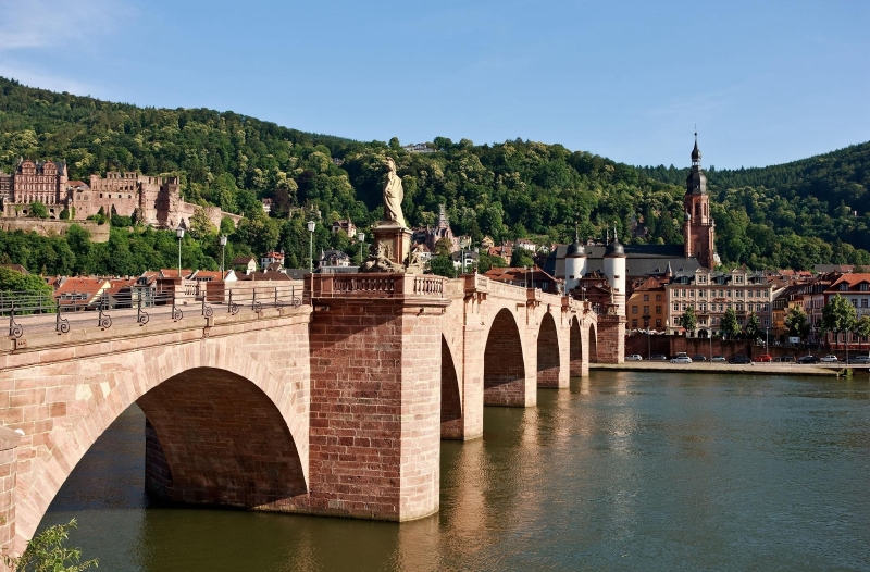 德国一地7晚9日游深度之旅 市区酒店\/WIFI\/画眉