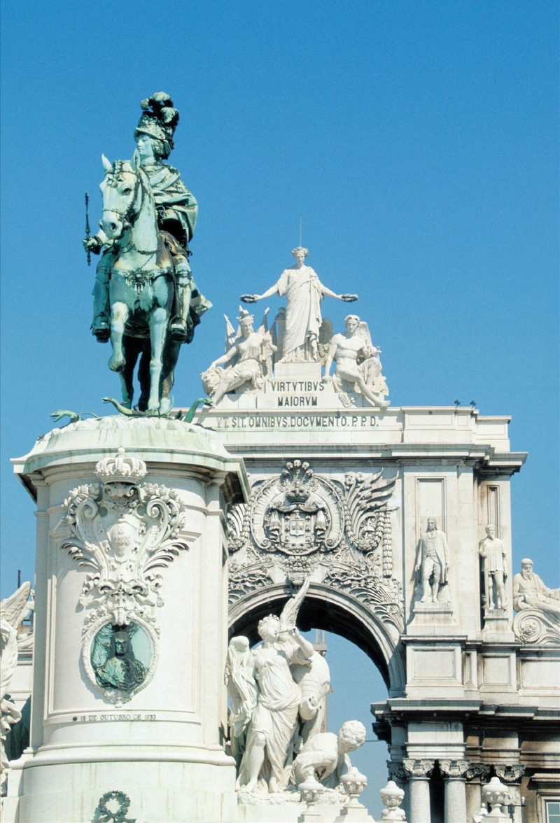 西班牙+葡萄牙11晚13日 ·4-5星住宿 ·古堡酒