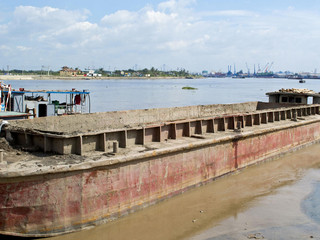 西贡河