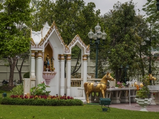 五世皇柚木行宫