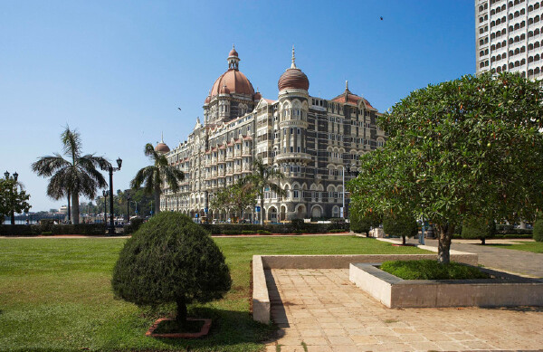 班加罗尔是印度南部的一个城市,这里有很多旅游景点,班加罗尔的夜