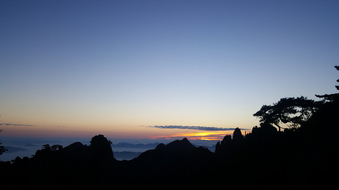 先抑後揚的黃山之旅