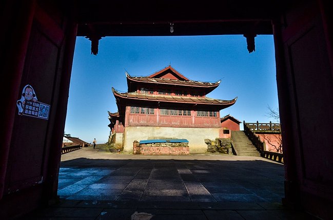 【峨眉山】华西山川的净土之地,佛教胜山的养生福地