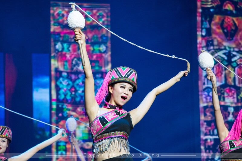 浪漫三亚,享受草裙舞的欢乐之旅