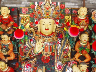 湟源民间艺术品展销中心