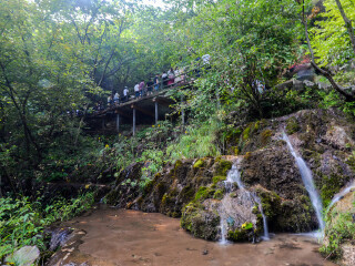 水帘仙宫瀑布