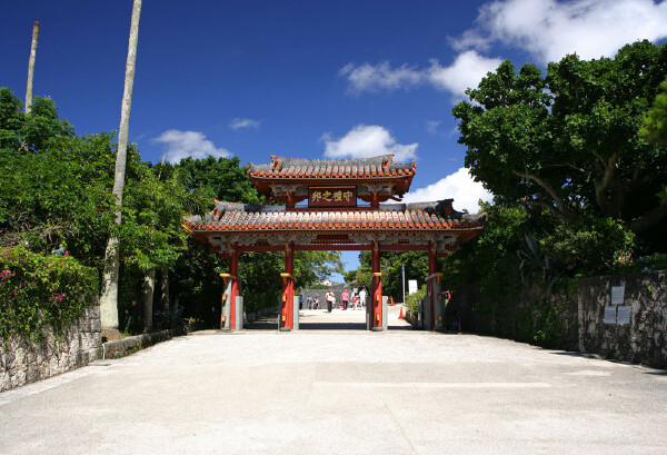 那霸哪有好玩的地方_那霸哪比较好玩_那霸旅游旺季是什么时候