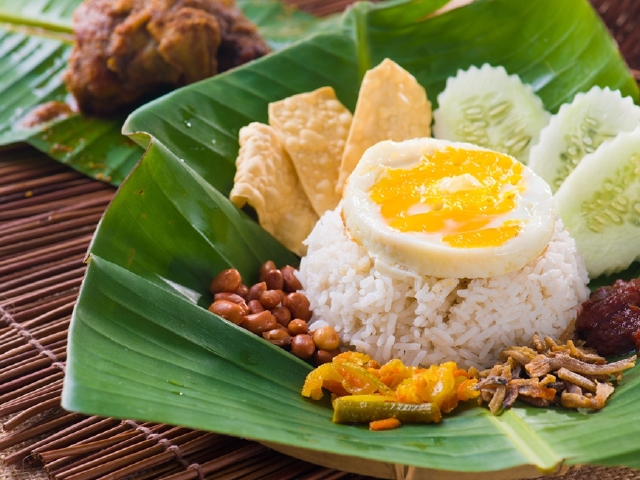 椰浆饭nasi lemak
