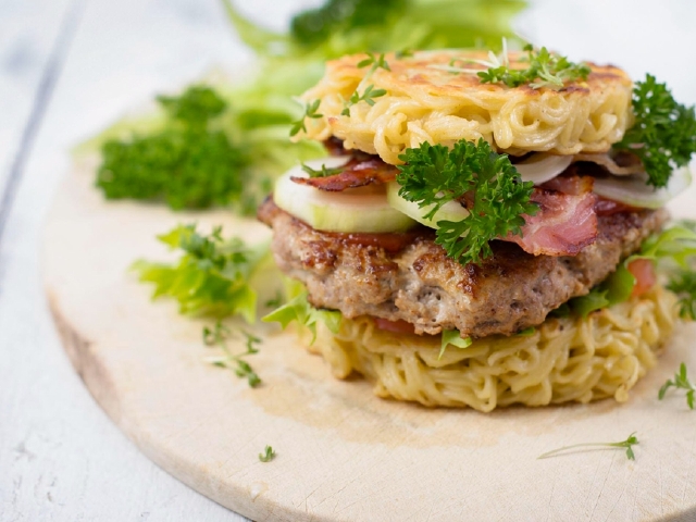 牛肉腰子派steak and kidney pie