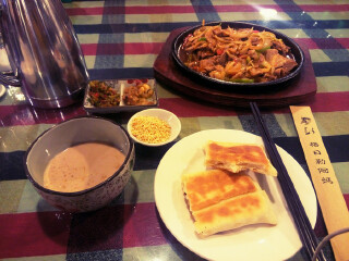 格日勒阿妈奶茶馆（桥华世纪村店）