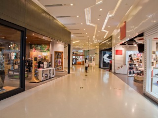 Shearee 广场购物中心