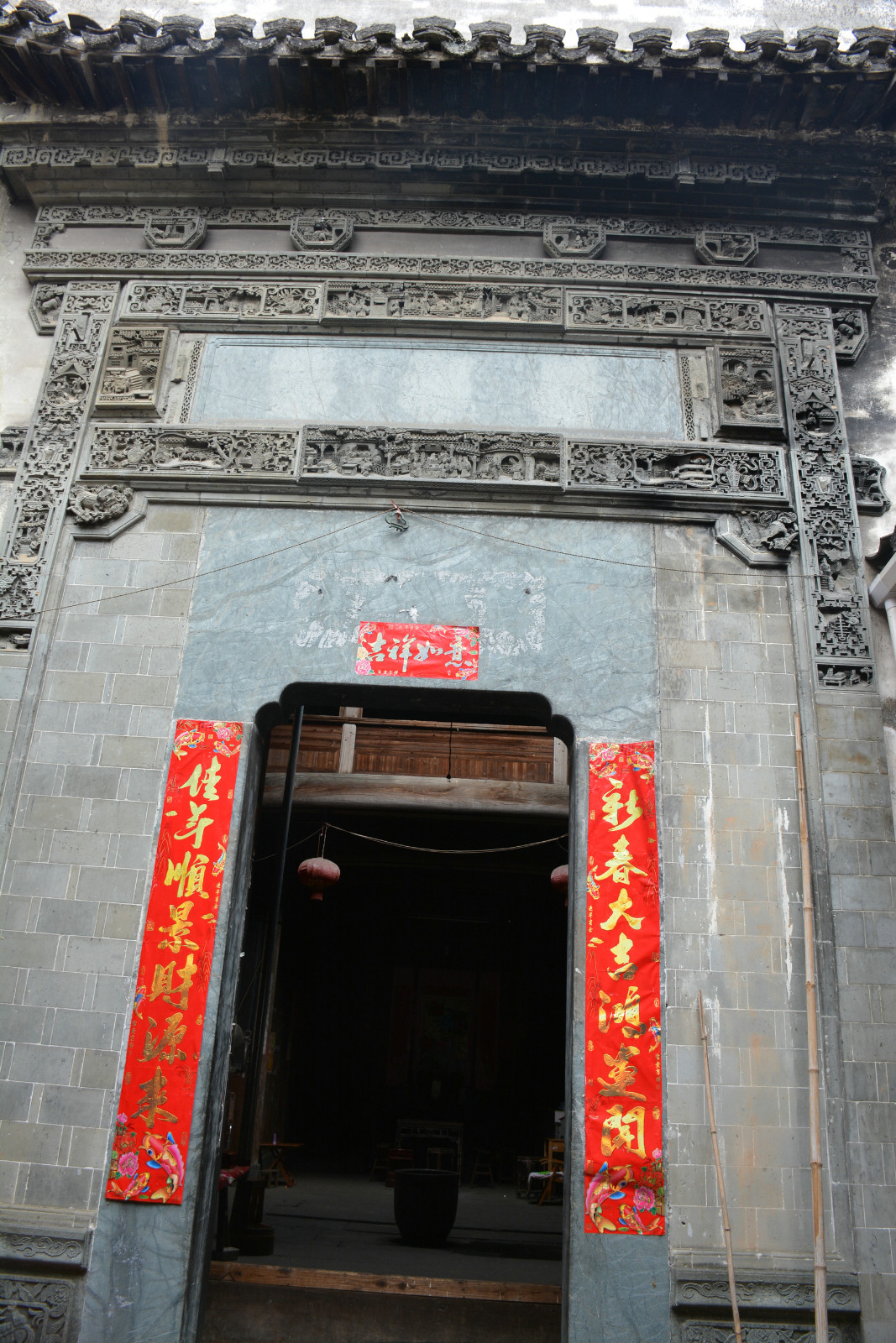 婺源晓起p133:荣禄第属于保存的比较完整的古代建筑,现在的主人说可以