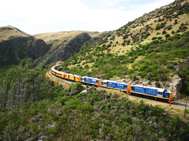  新西兰南北岛11日游>纯玩浪漫观星之旅,南极中心/冰河船,观景火车