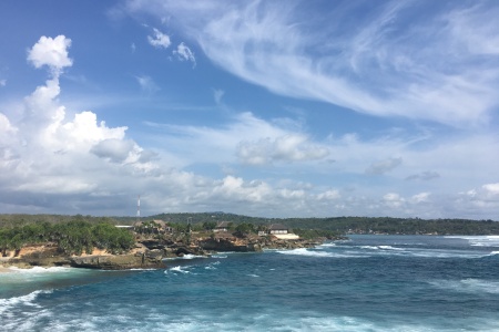 <巴厘岛6晚8日游>不进店，鹰航直飞，蓝梦岛，贝尼达岛，网红秋千，玻璃栈桥，浮潜，2天free，4晚海边四星，2晚海边五星
