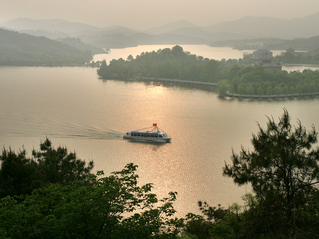  溧陽南山竹海-天目湖御水溫泉-山水園2日遊>門票遊船已含/贈早餐和