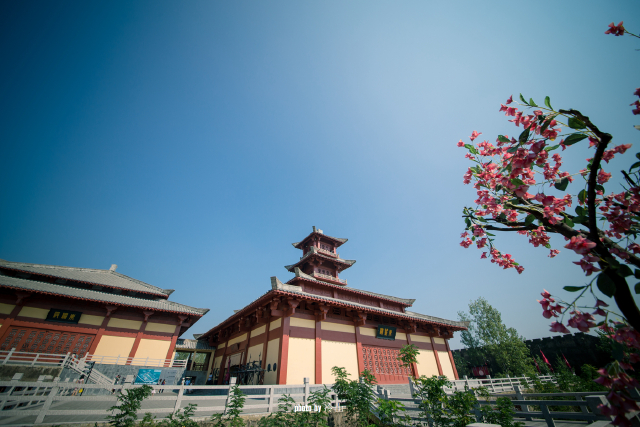 你带着欢乐,我带上相机,横店寻梦