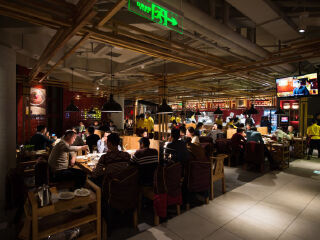 郑州巴奴毛肚火锅