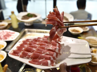 郑州巴奴毛肚火锅