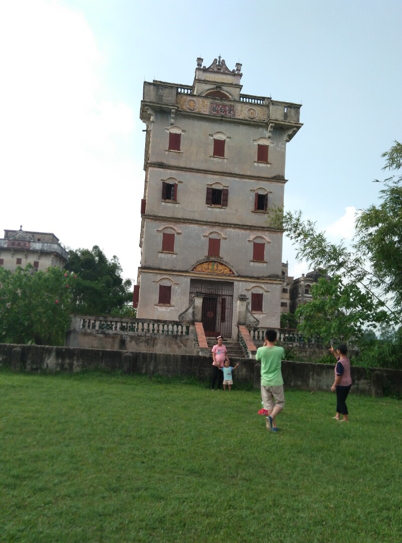 开平碉楼让子弹飞
