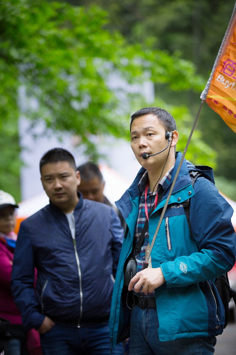 土家帅哥导游,一路传播着正能量,再次点赞!