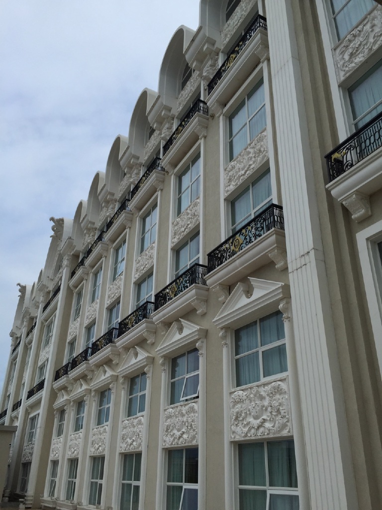 汕尾显达酒店(原黄金海岸显达酒店)