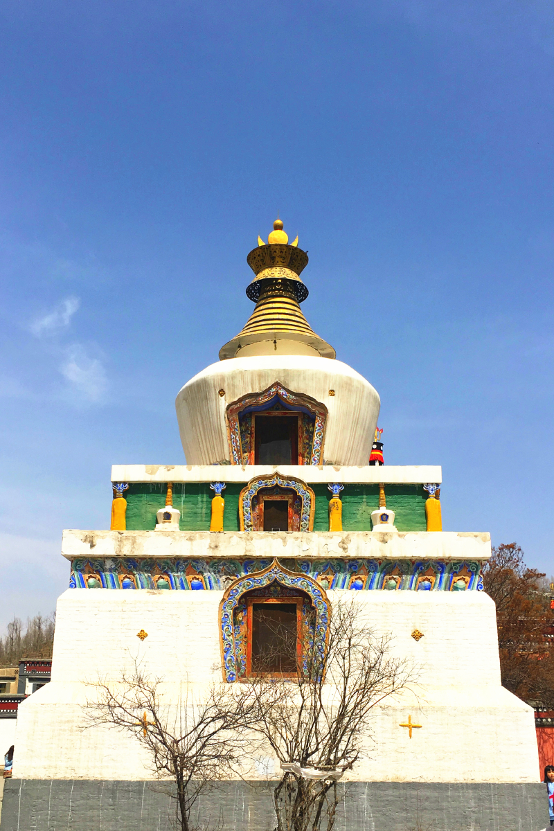 青海西宁包车一日游塔尔寺 日月山 青海湖二郎剑景区包车一日游 一价