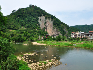 绍兴新昌穿岩十九峰
