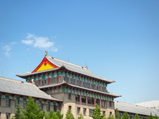 哈尔滨工业大学