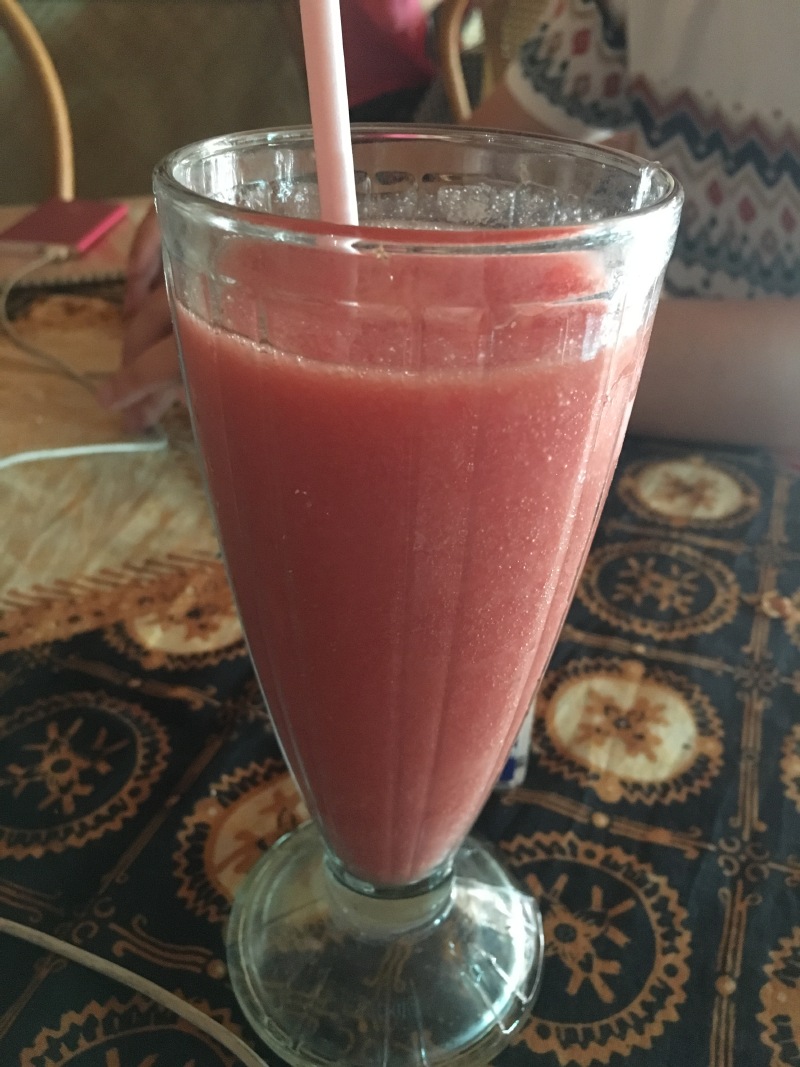 西瓜汁和番石榴汁,都还不错