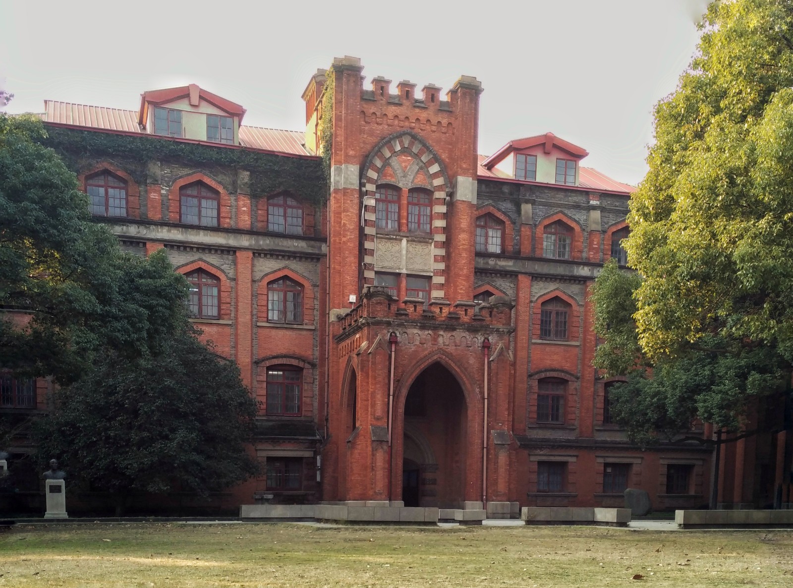 1天,苏州玩法,干将路——平江路在北,苏大在南_苏州线路玩法_苏州旅游