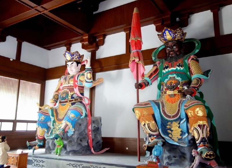 这是横山寺供奉的四大天王