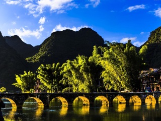 靖西鹅泉风景区