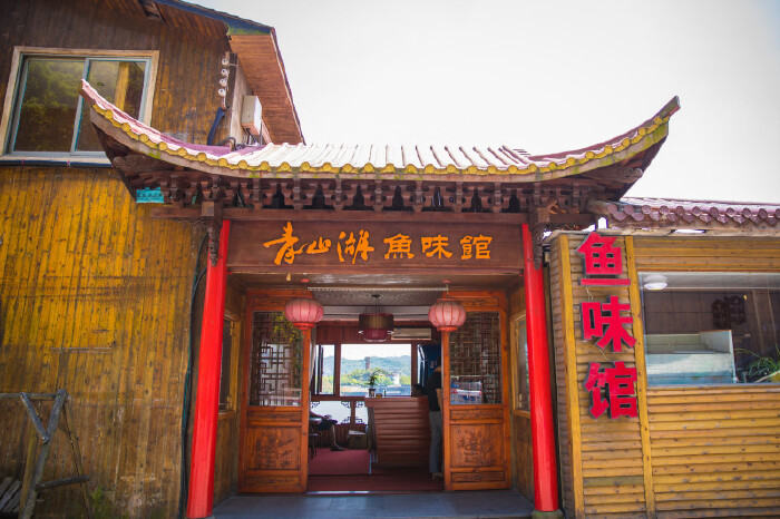 临安青山湖,一抹诗情画意的绿