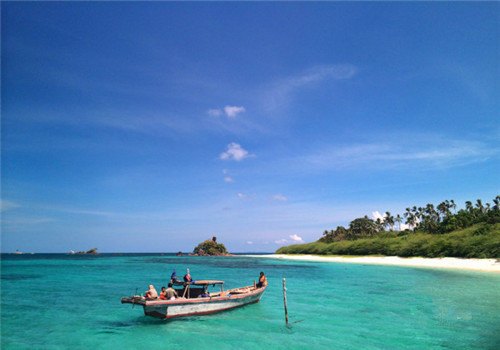 又见巴沙的碧海蓝天