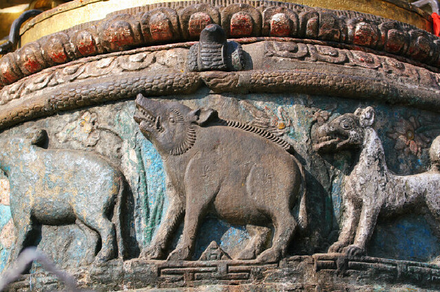  藏历十二生肖雕像.