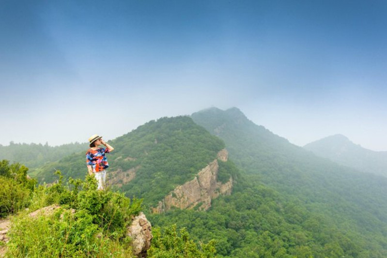 站在高山之巔,你是選擇凝望遠方?