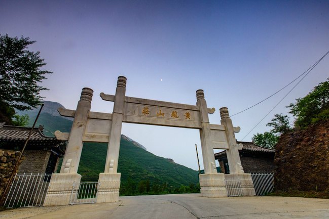 【超多美图】到云中草原给美妞拍大片——黄龙山庄游记