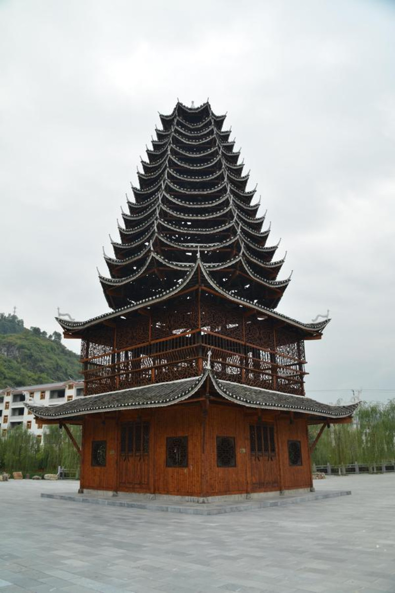 侗族村寨的标志性建筑图片