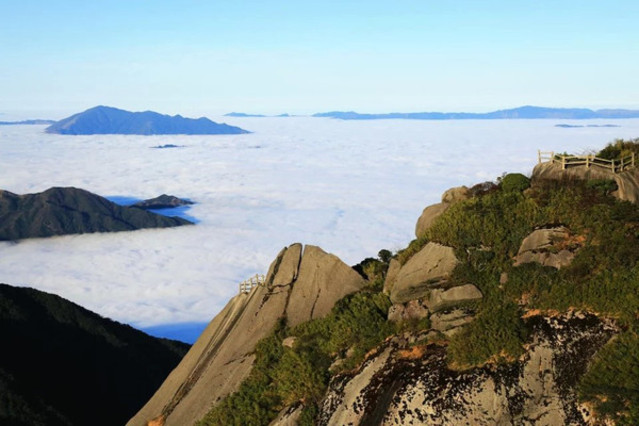 貓兒山看雲海,佛光,日出日落