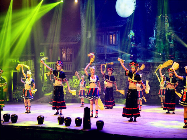  广西桂林阳朔-漓江美景-银子岩-漓水古越2晚3日游>观山水实景演出