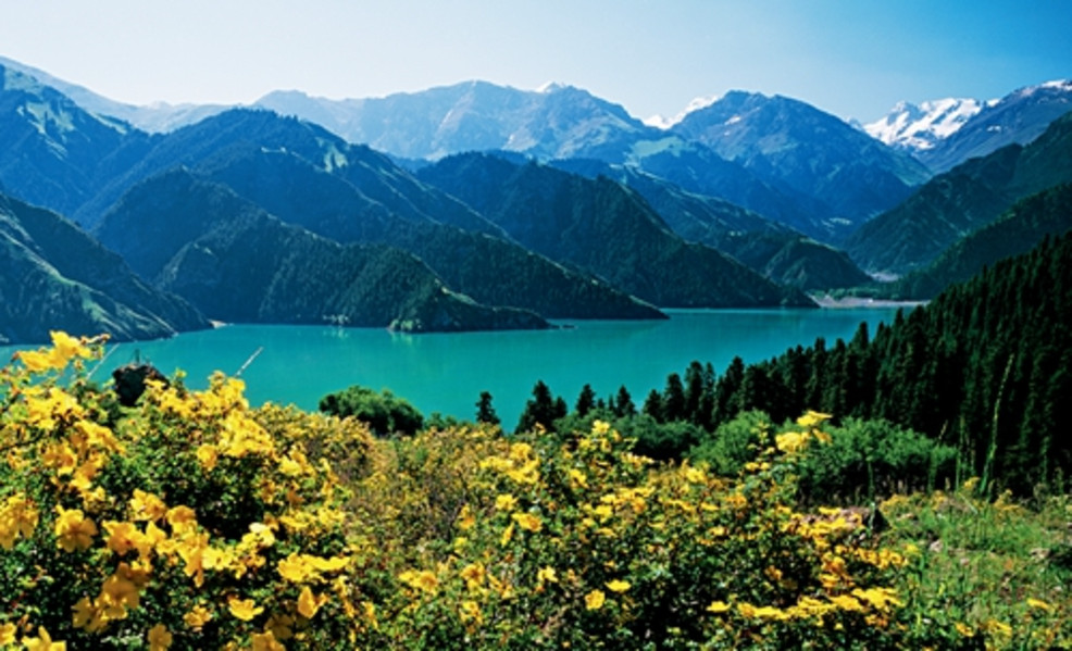 阿勒泰 早餐後乘車前往國家5a級風景名勝區——天山天池風景區(含門票