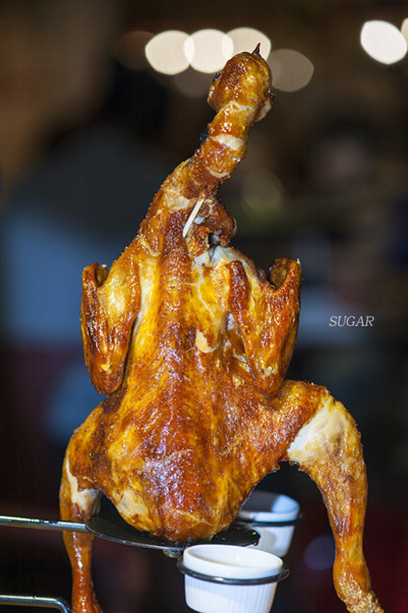   【会跳舞的果木烤鸡】