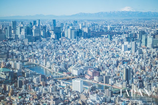 背日白雪的霓虹!初次見面請多關照(東京~金澤~世界第一抹茶)