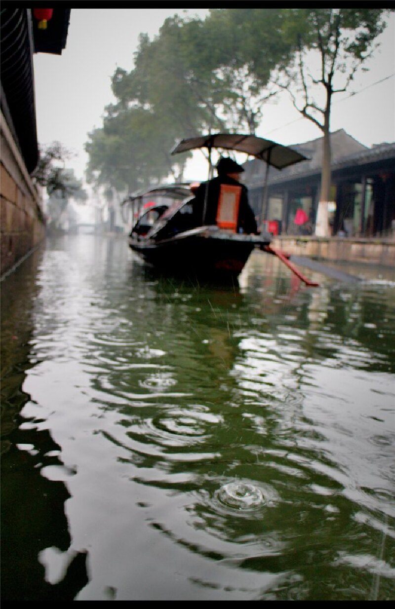 最美不过下雨天安昌古镇