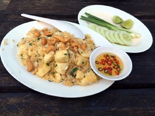 妈妈阿罗伊餐厅